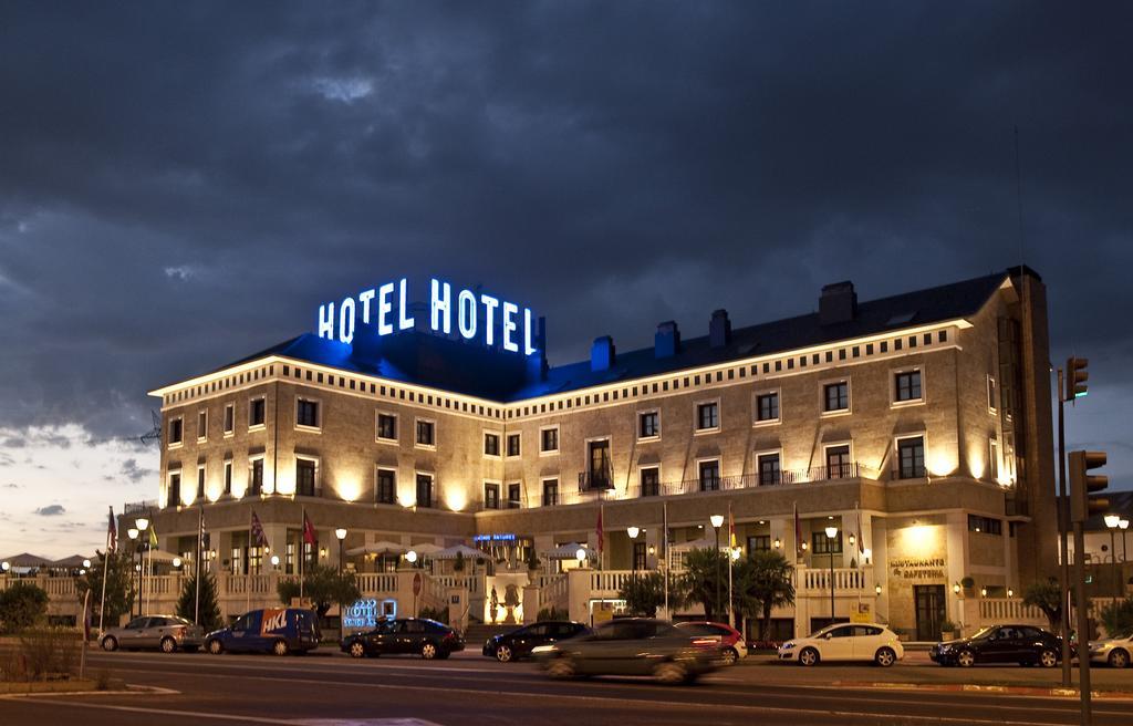 Hotel Conde Ansurez By Almia Hoteles Valladolid Esterno foto
