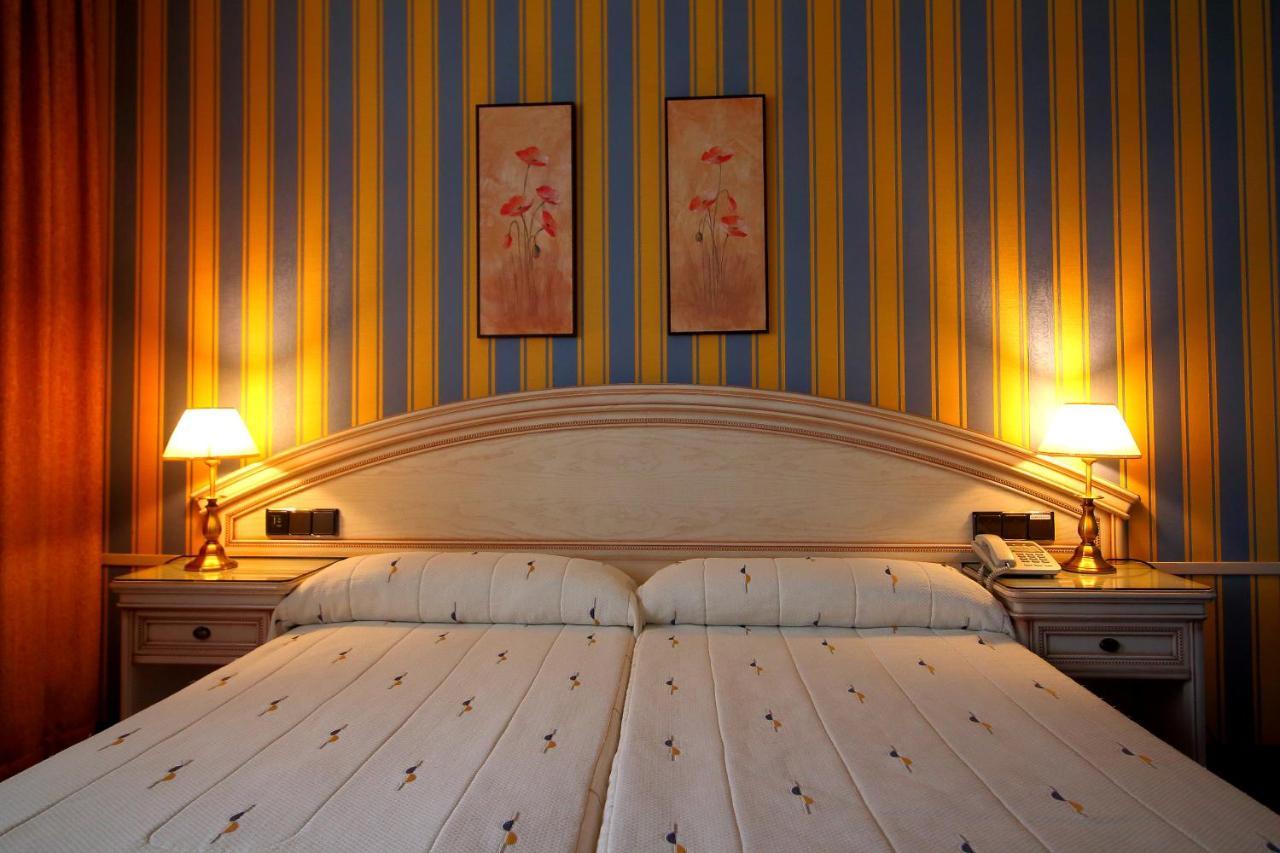 Hotel Conde Ansurez By Almia Hoteles Valladolid Esterno foto